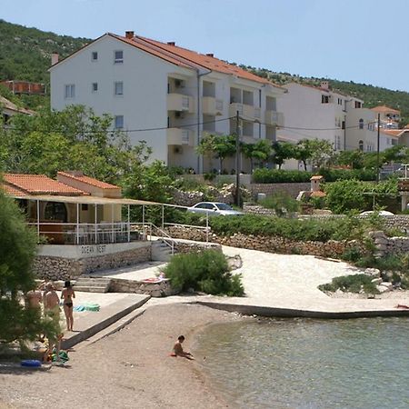 Apartments And Rooms By The Sea Vinjerac, Zadar - 3248 Exterior foto